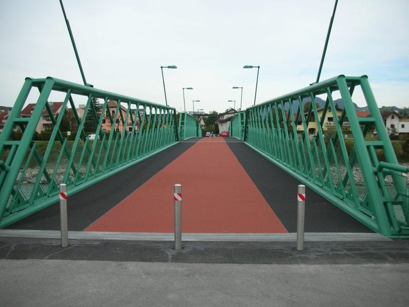 Traklsteg fertiggestellte Brücke